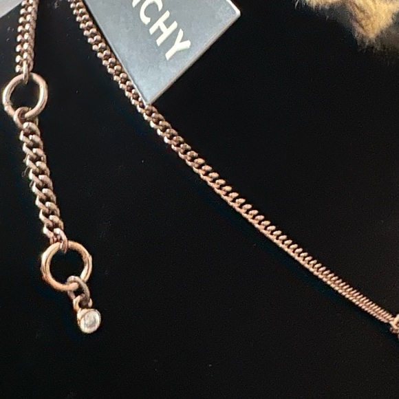 GIVENCHY Necklace - Picture 6 of 6